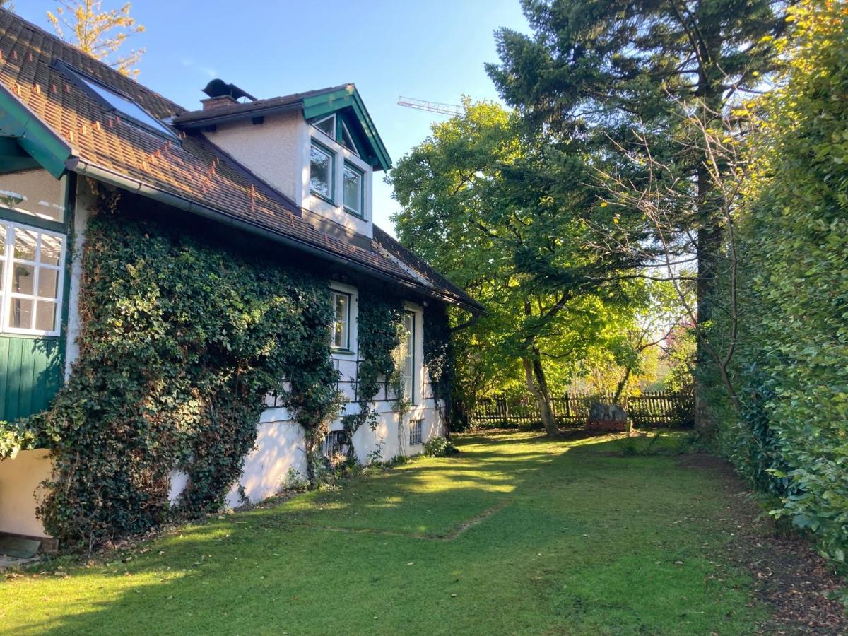Haus Mit Sauna Und Privatem Badeteich In Anif Bei Salzburg エクステリア 写真